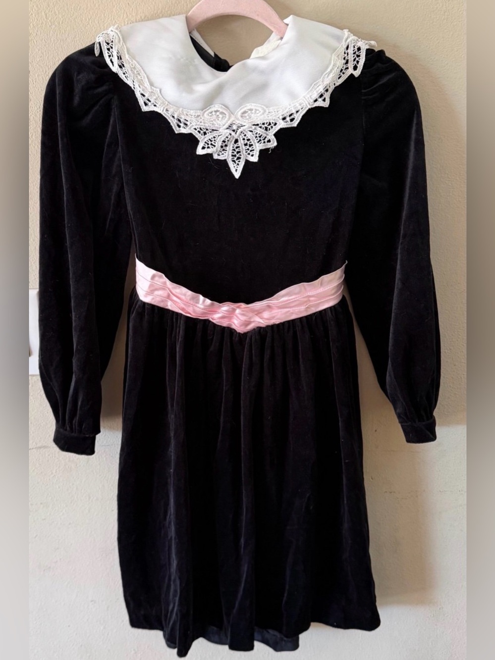 Vintage Black Velvet Girls' Dress with White Lace Collar and Pink Sash